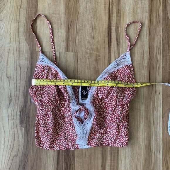 Windsor Cropped Halter Top Small Red Tan Front Tie Closure Lace Trim Rayon New - Picture 2 of 9